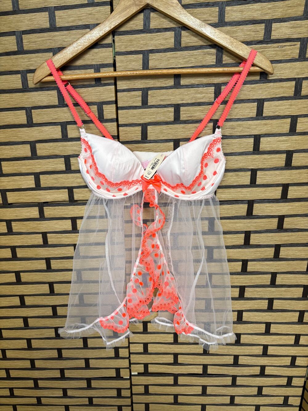 Victoriasโ Secret Lingerie Size 34B
